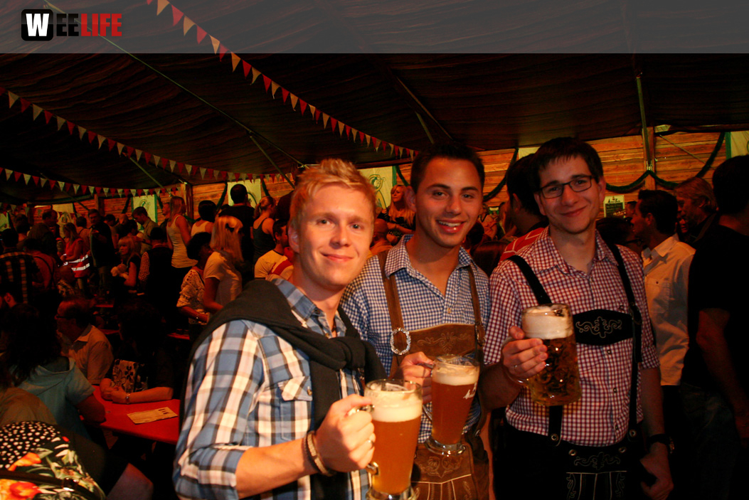 Hofer Volksfest 2013 - 6. Tag Abends Tag der Sparkasse mit den Isertaler Hexen
