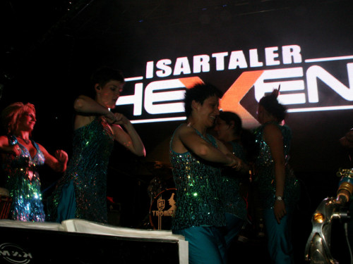Hofer Volksfest 2013 - 6. Tag Abends Tag der Sparkasse mit den Isertaler Hexen – Foto 43