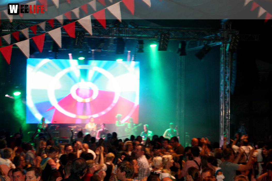 Hofer Volksfest 2013 - 6. Tag Abends Tag der Sparkasse mit den Isertaler Hexen