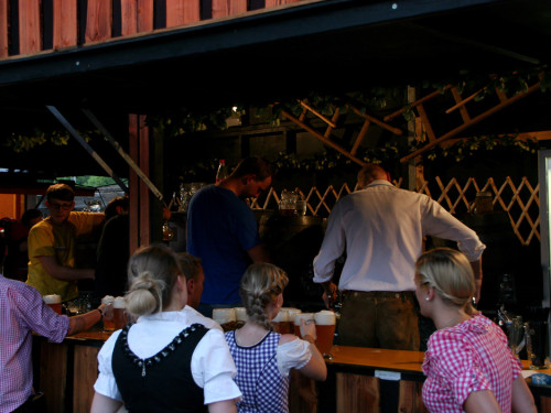 Hofer Volksfest 2013 - 7. Tag Abends Tag der Betriebe mit den Members  – Foto 16