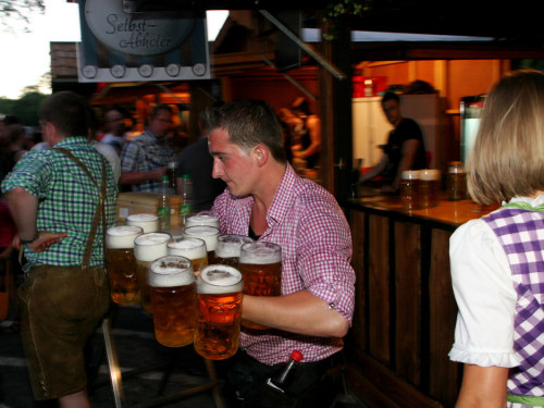 Hofer Volksfest 2013 - 7. Tag Abends Tag der Betriebe mit den Members  – Foto 30