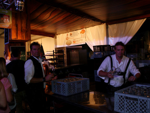 Hofer Volksfest 2013 - 7. Tag Abends Tag der Betriebe mit den Members  – Foto 46