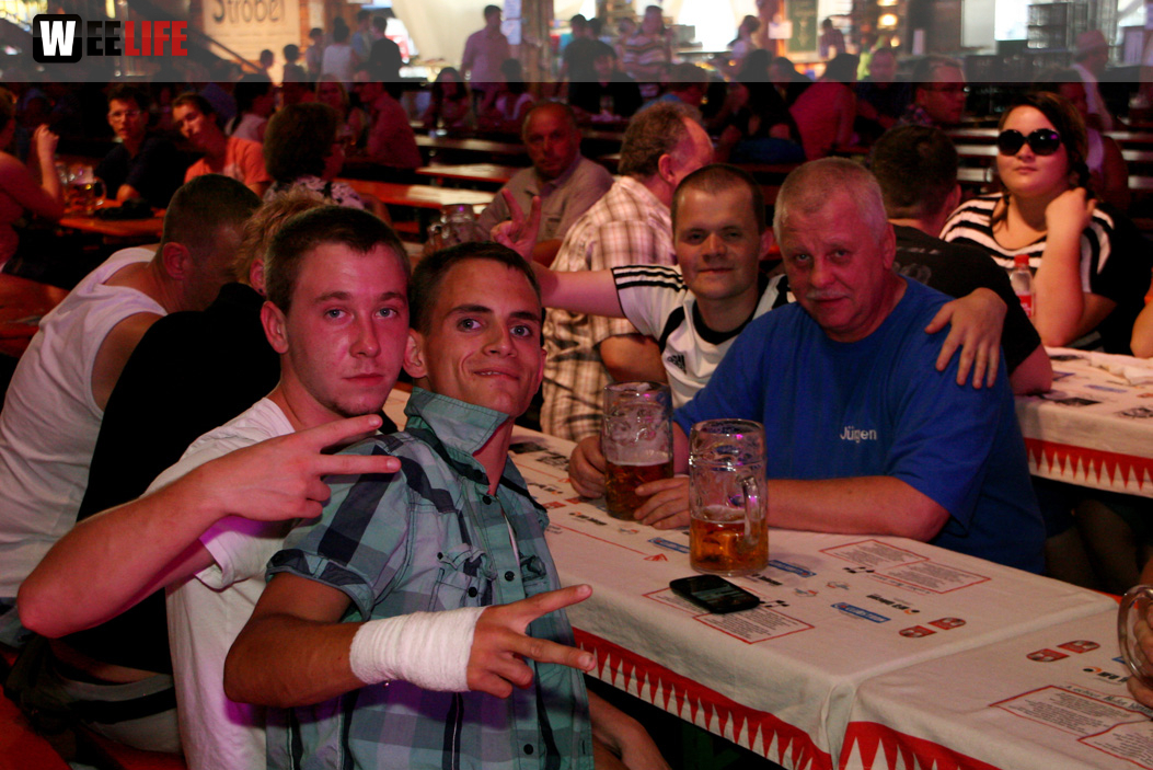 Hofer Volksfest 2013 - 8.Tag Abends Festbetrieb mit Biba und die Butzemänner