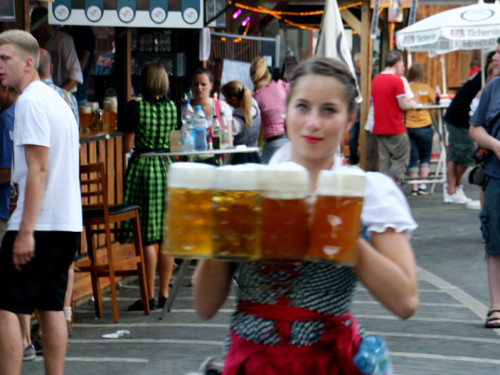 Hofer Volksfest 2013 - 9. Tag  Abends Nacht der Tracht mit Aischzeit – Foto 31