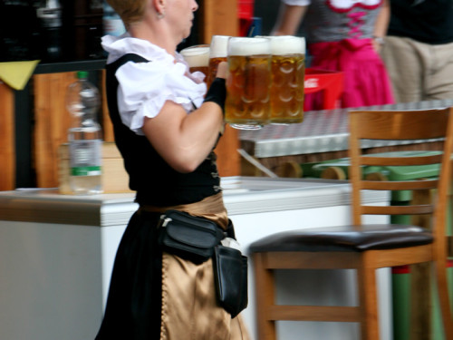 Hofer Volksfest 2013 - 9. Tag  Abends Nacht der Tracht mit Aischzeit – Foto 36