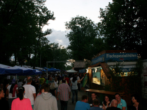 Hofer Volksfest 2013 - letzter Tag Festbetrieb mit Late Night – Foto 19