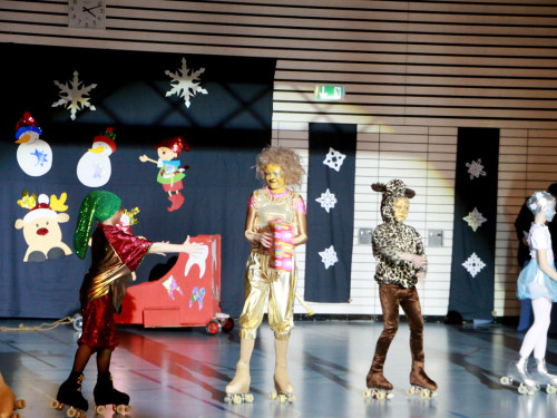 Rudolph und der Spielzeugdieb - Rollschuhshow – Foto 38