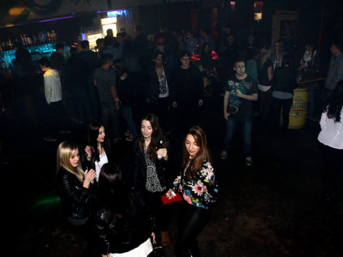 BLACK PARTY BY Q11 JPG – Foto 13