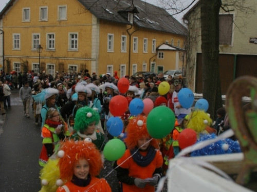 Faschingsumzug – Foto 51