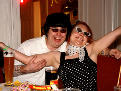 Spinnerte Tanzparty – Foto 7