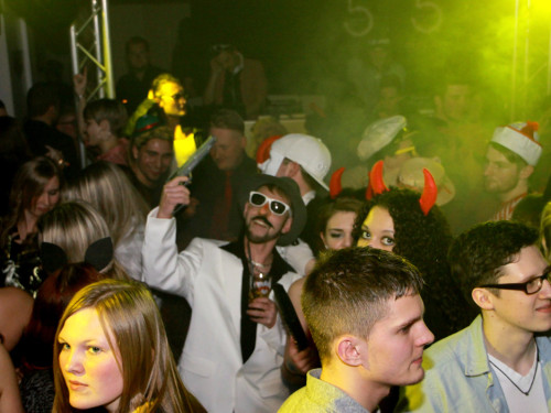 9. Hofer Pornofasching des Fernverkehr Zedtwitz – Foto 43