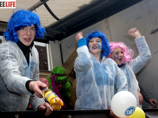 Foto 6910 im Album