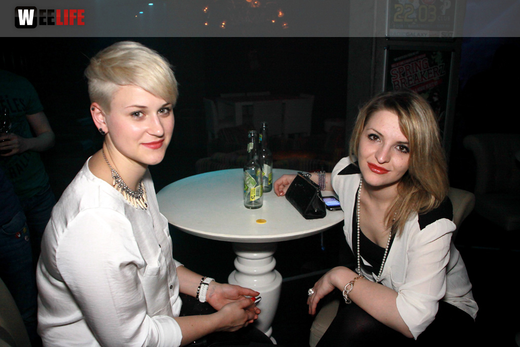 MODELS & BOTTLES