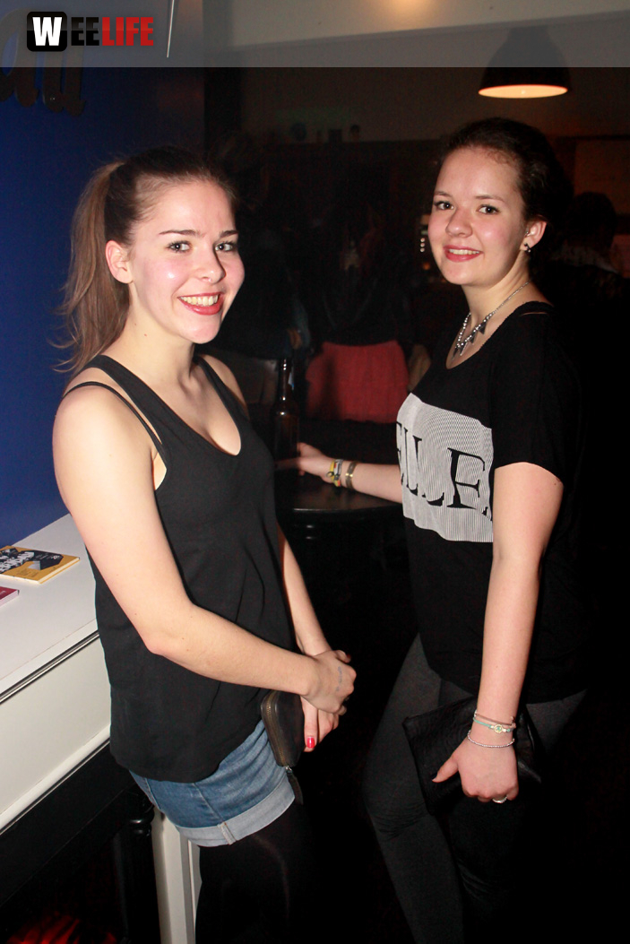 MODELS & BOTTLES