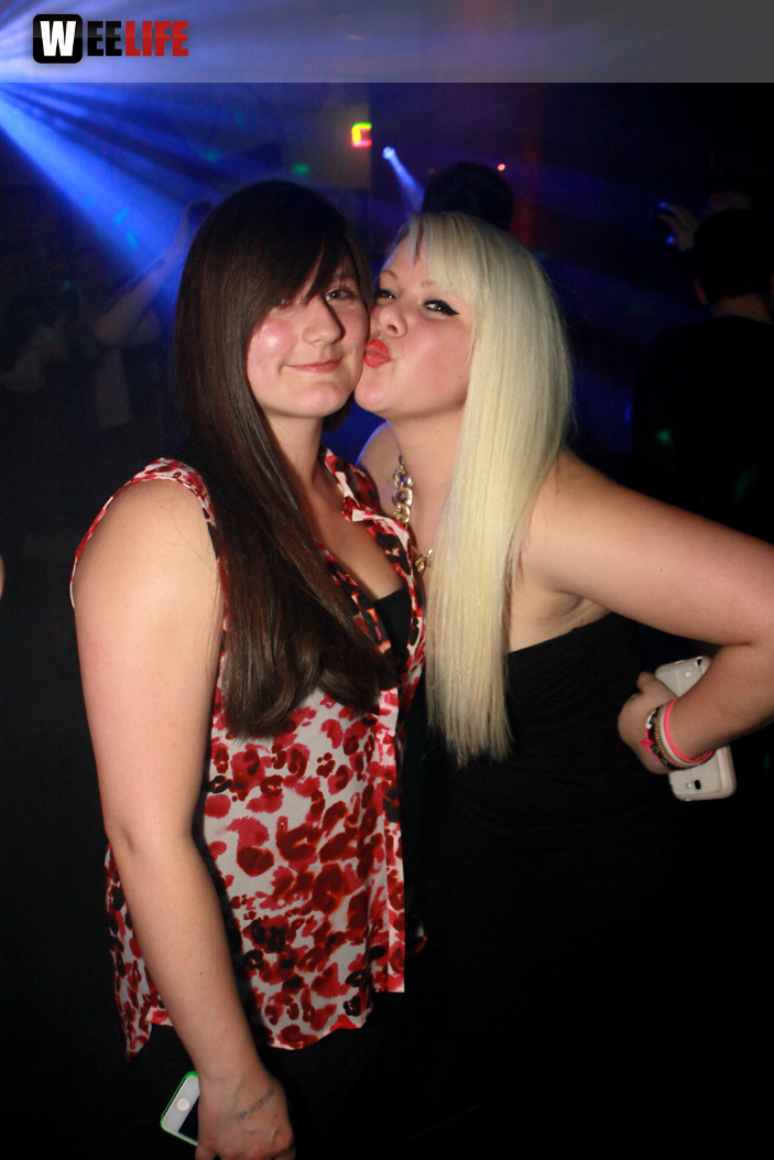 MODELS & BOTTLES