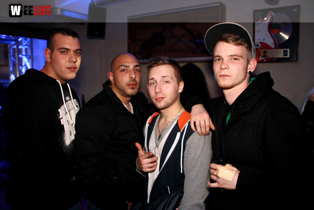 Cafe Legends