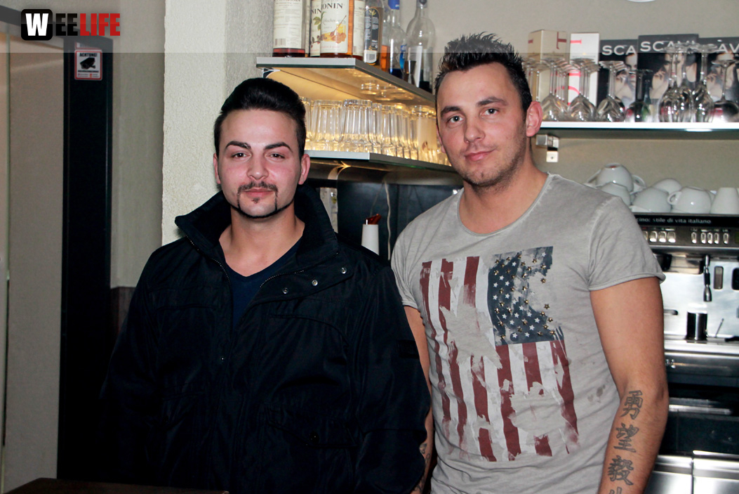 Cafe Legend