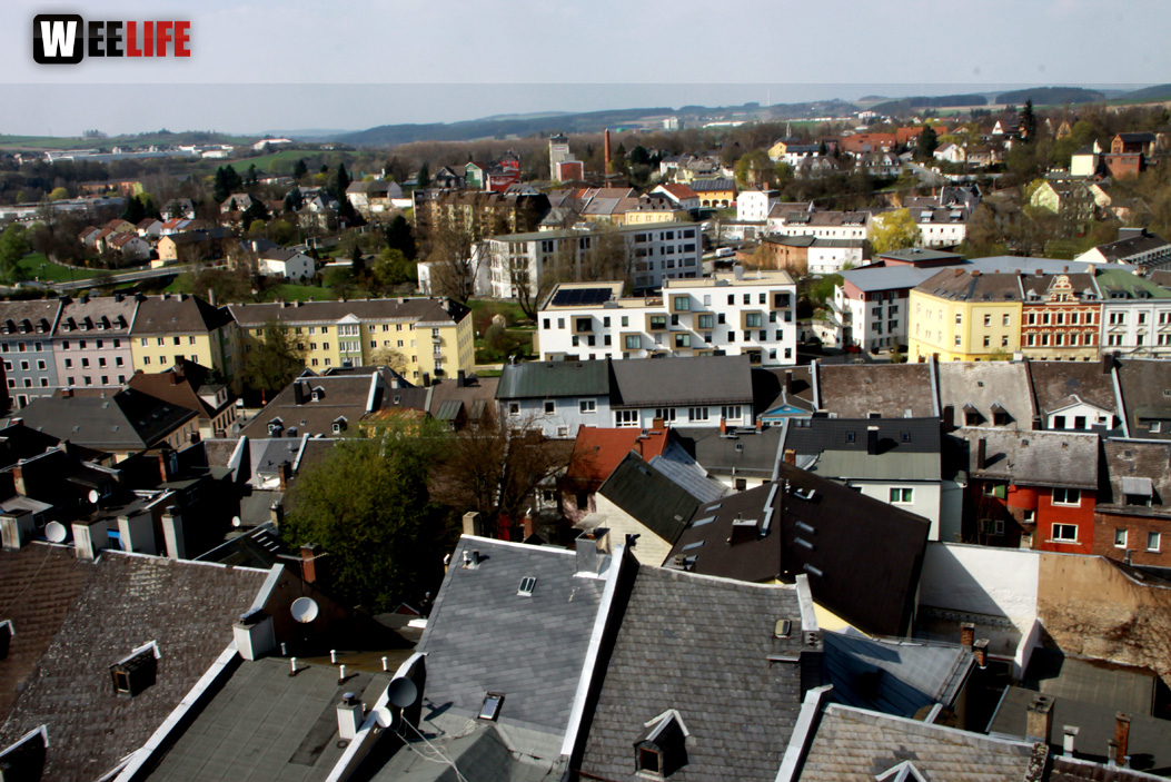 Über den Wolken von Hof