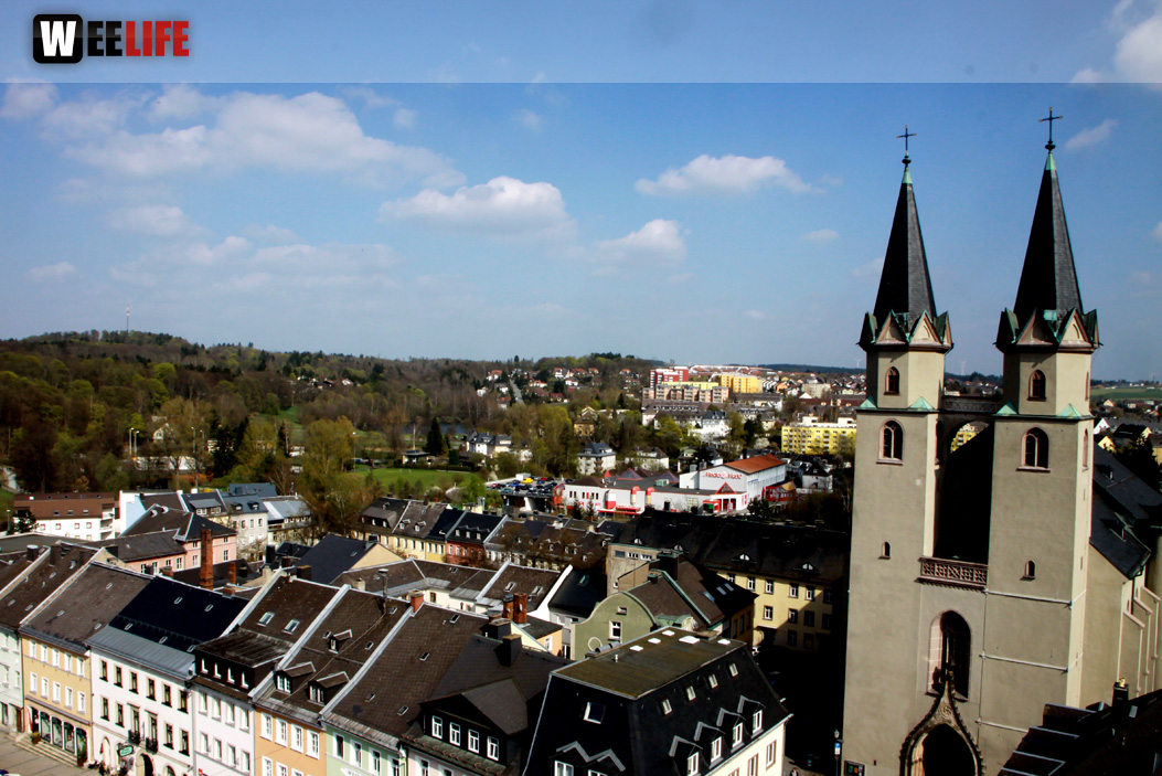 Über den Wolken von Hof