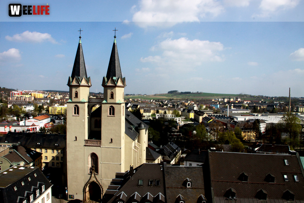 Über den Wolken von Hof