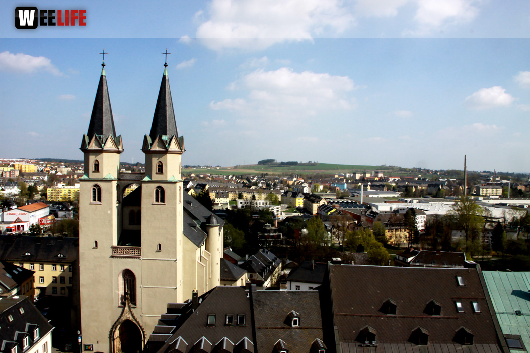 Über den Wolken von Hof