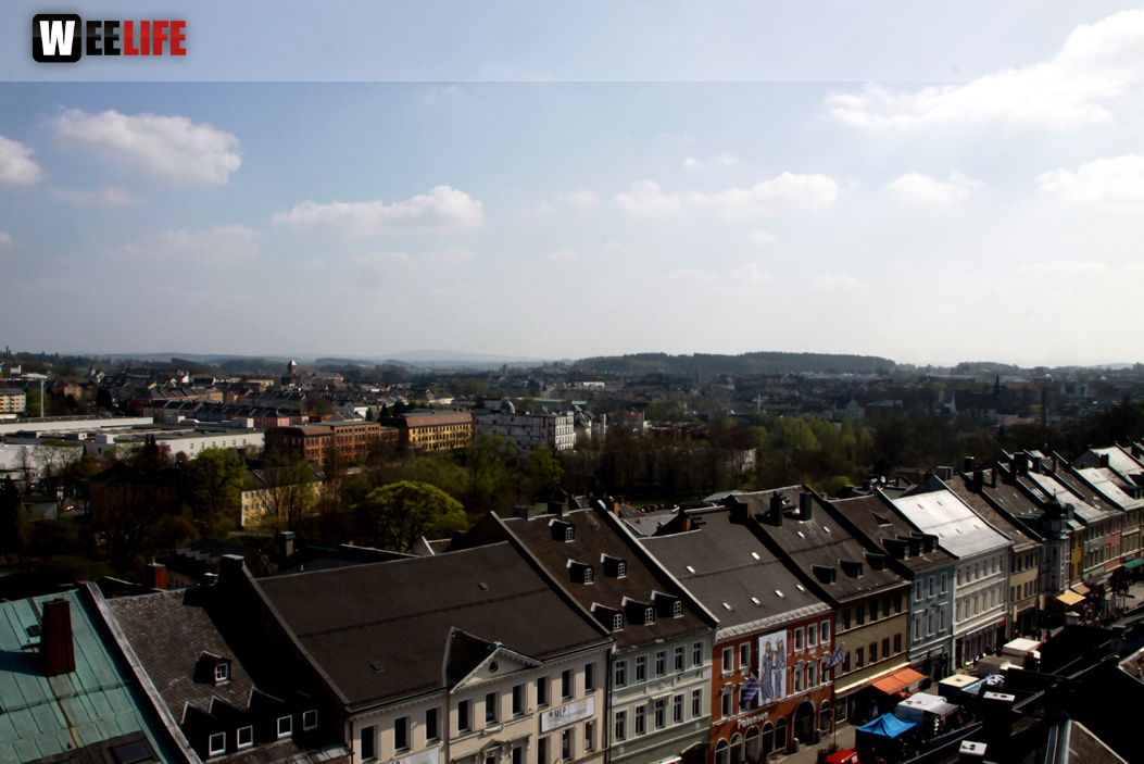 Über den Wolken von Hof