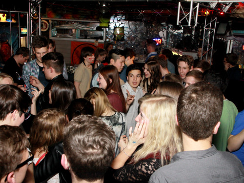 Q11 Party Schiller Gymanisum – Foto 4