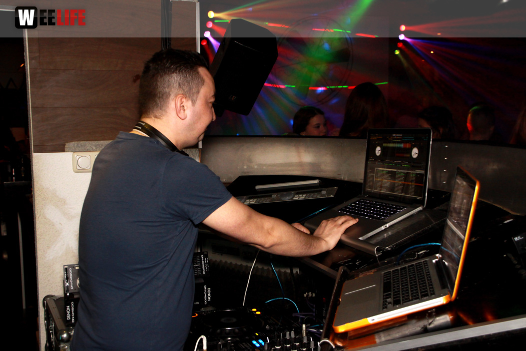 4. VR Benefizkick Party