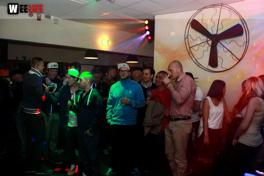 4. VR Benefizkick Party