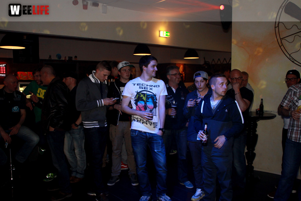 4. VR Benefizkick Party