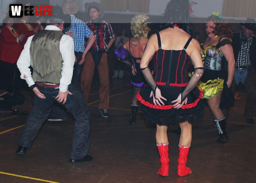 Rosenmontagsball in Dörflas