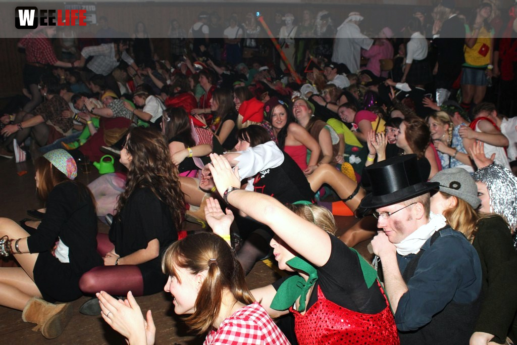 Rosenmontagsball in Dörflas