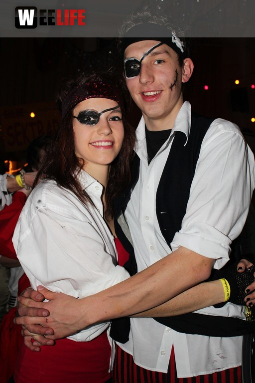 Rosenmontagsball in Dörflas
