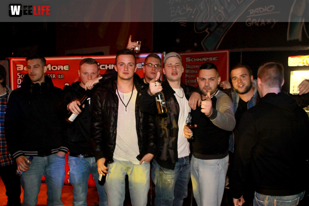 Live Baby Brown Support by 28er Bezirk  Black
