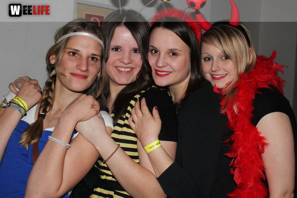 Rosenmontagsball in Dörflas