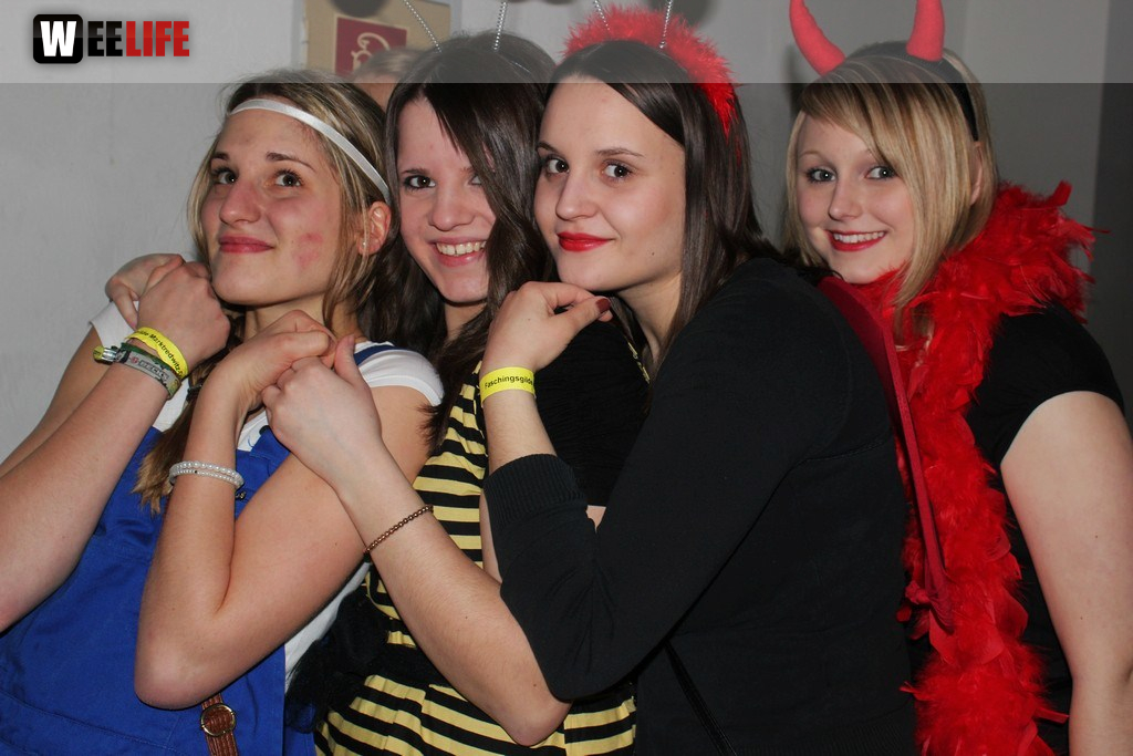 Rosenmontagsball in Dörflas