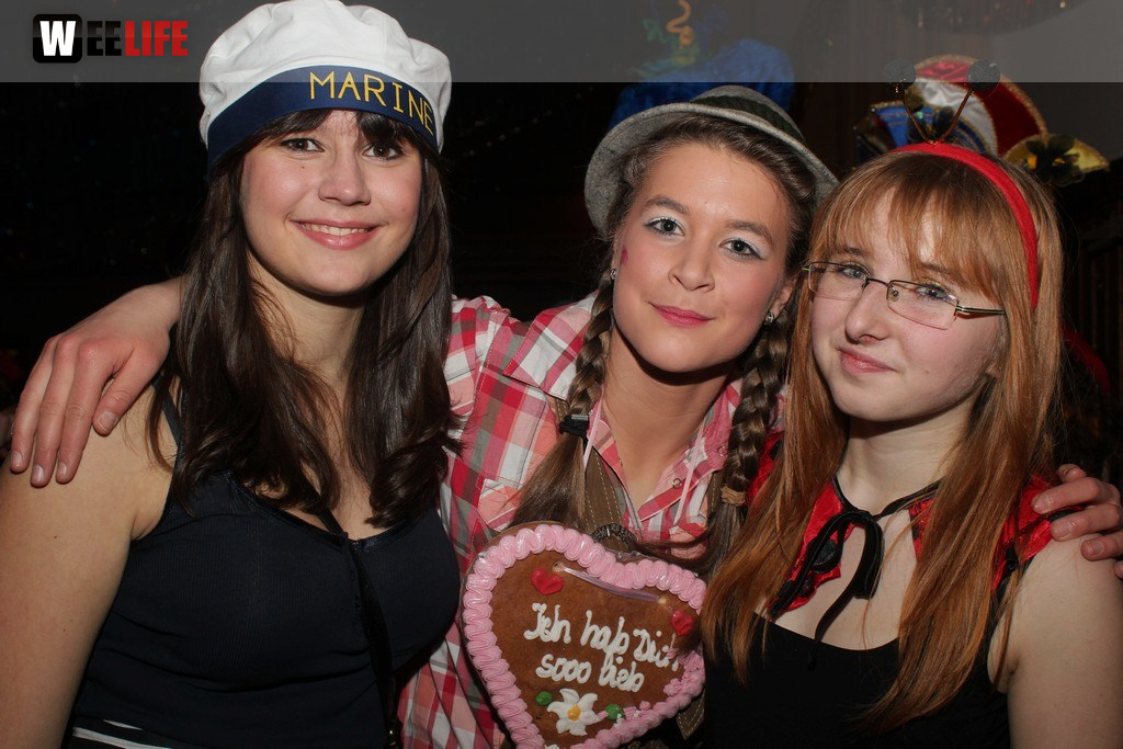 Rosenmontagsball in Dörflas