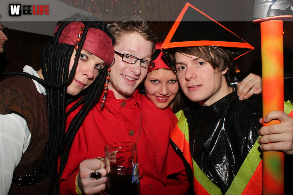 Rosenmontagsball in Dörflas