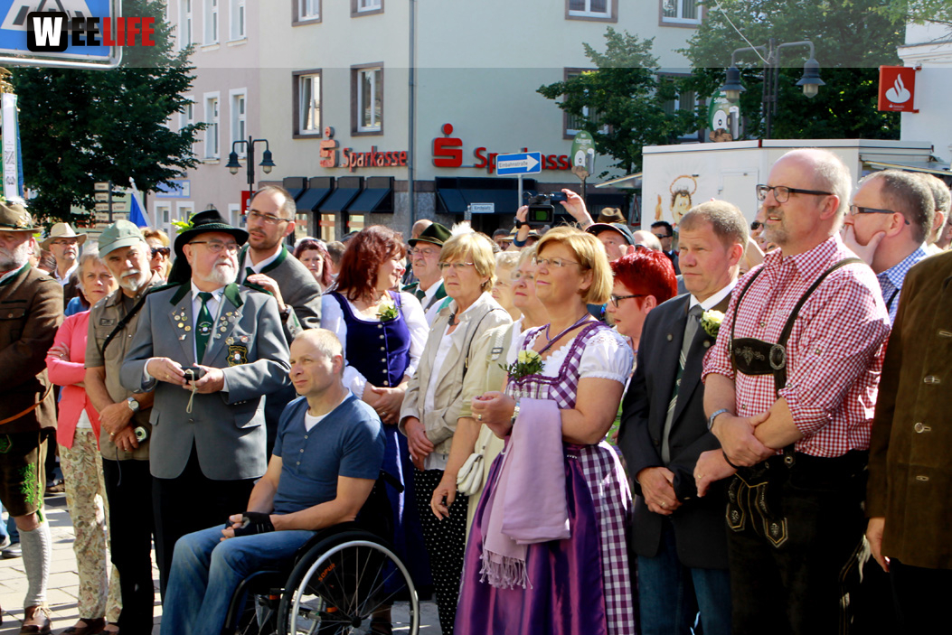 Aufstellung und Proklamation des Schlappenkönigs