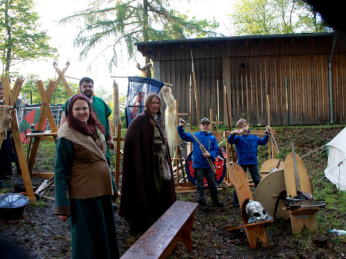 9. Burgfest am Labyrinth Freitag Abends – Foto 12