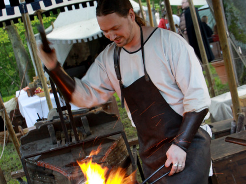 9. Burgfest am Labyrinth Freitag Abends – Foto 23