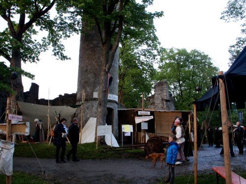 9. Burgfest am Labyrinth Freitag Abends – Foto 31