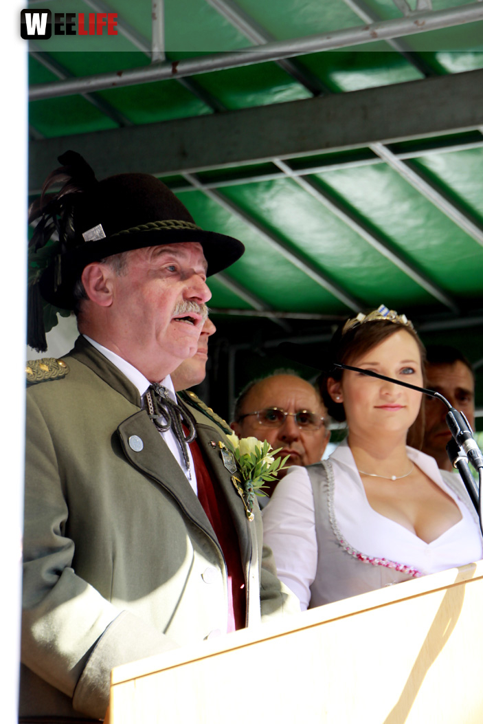 Aufstellung und Proklamation des Schlappenkönigs