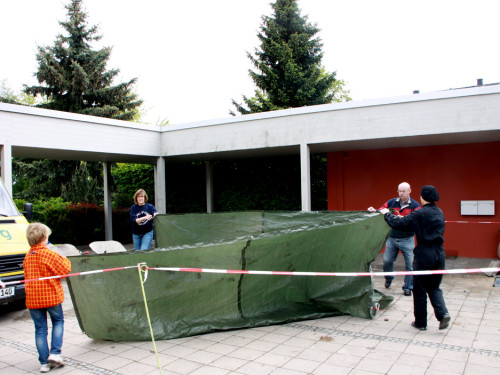 Pflanzaktion Grillen und Theater Gesang – Foto 4
