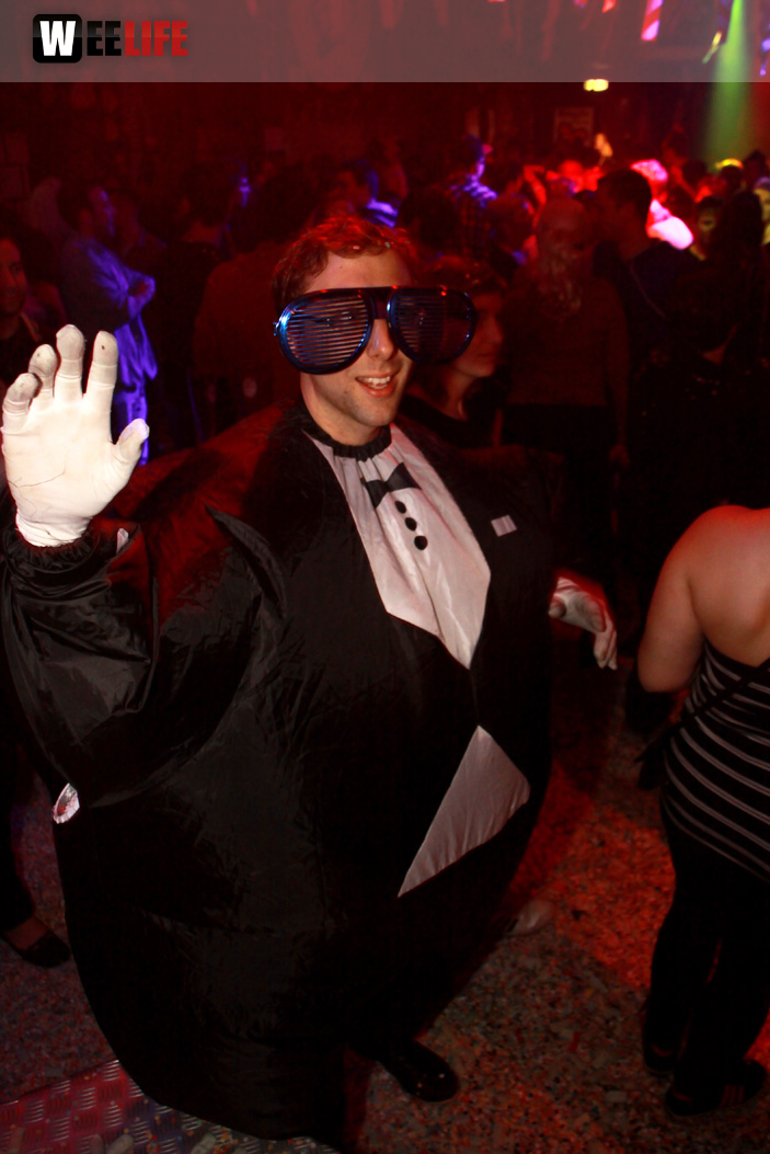 PARTY HALLIGALLI
