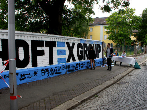 Hoftex Graffiti Die Mauer muss Bunt – Foto 73