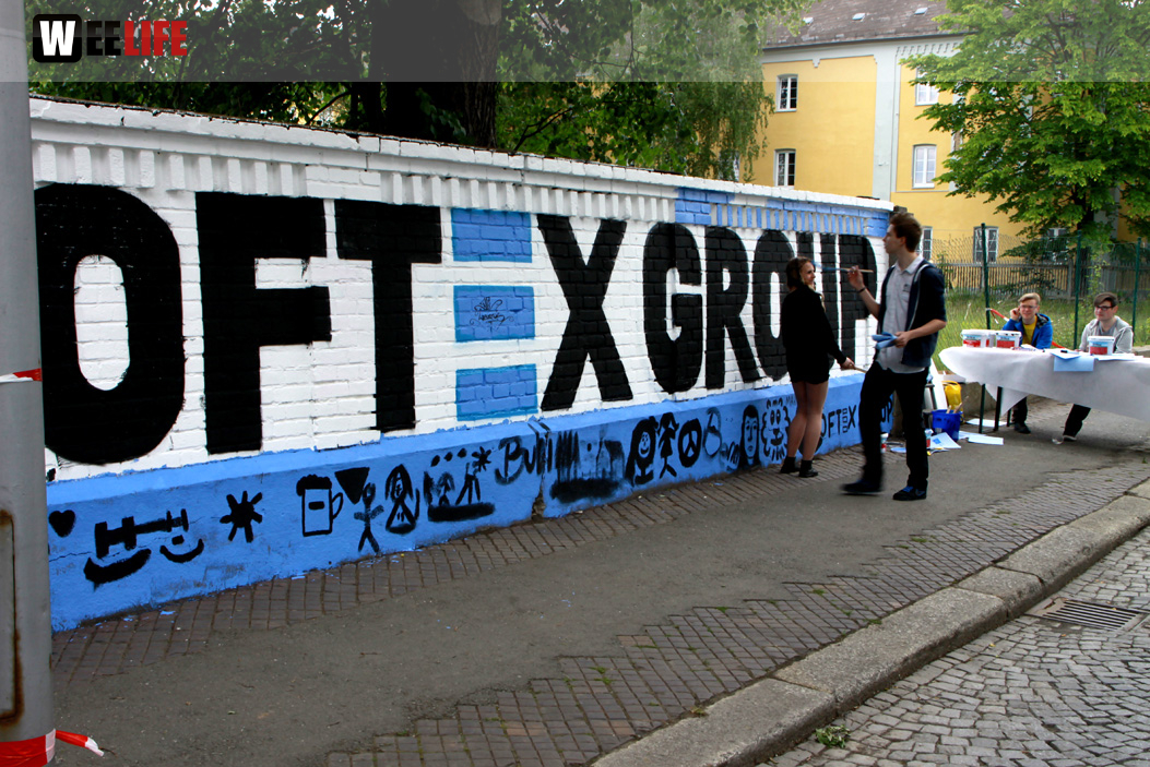 Hoftex Graffiti Die Mauer muss Bunt