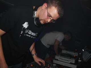 Foto 8332 im Album
