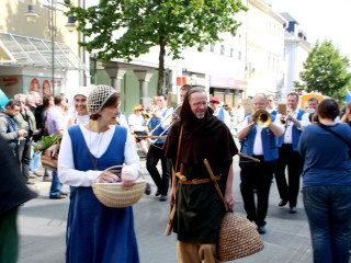Vorschau des vorherigen Fotos