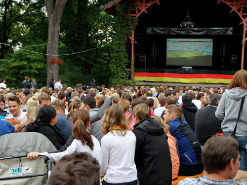 Public Viewings Fussball WM Deutschland Portugal 16.6.2014 – Foto 39